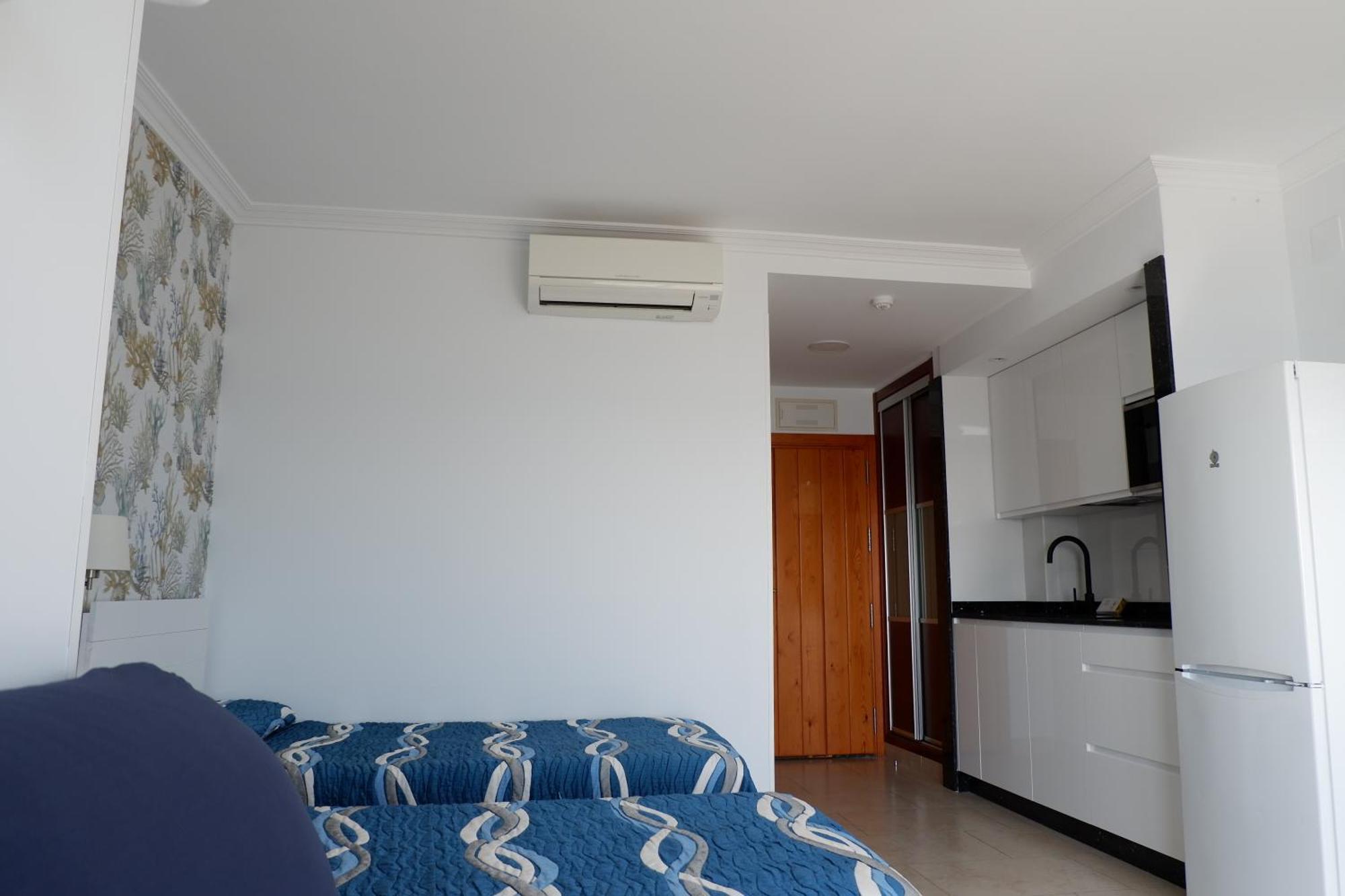 Apartamentos Caracas Торремолінос Екстер'єр фото
