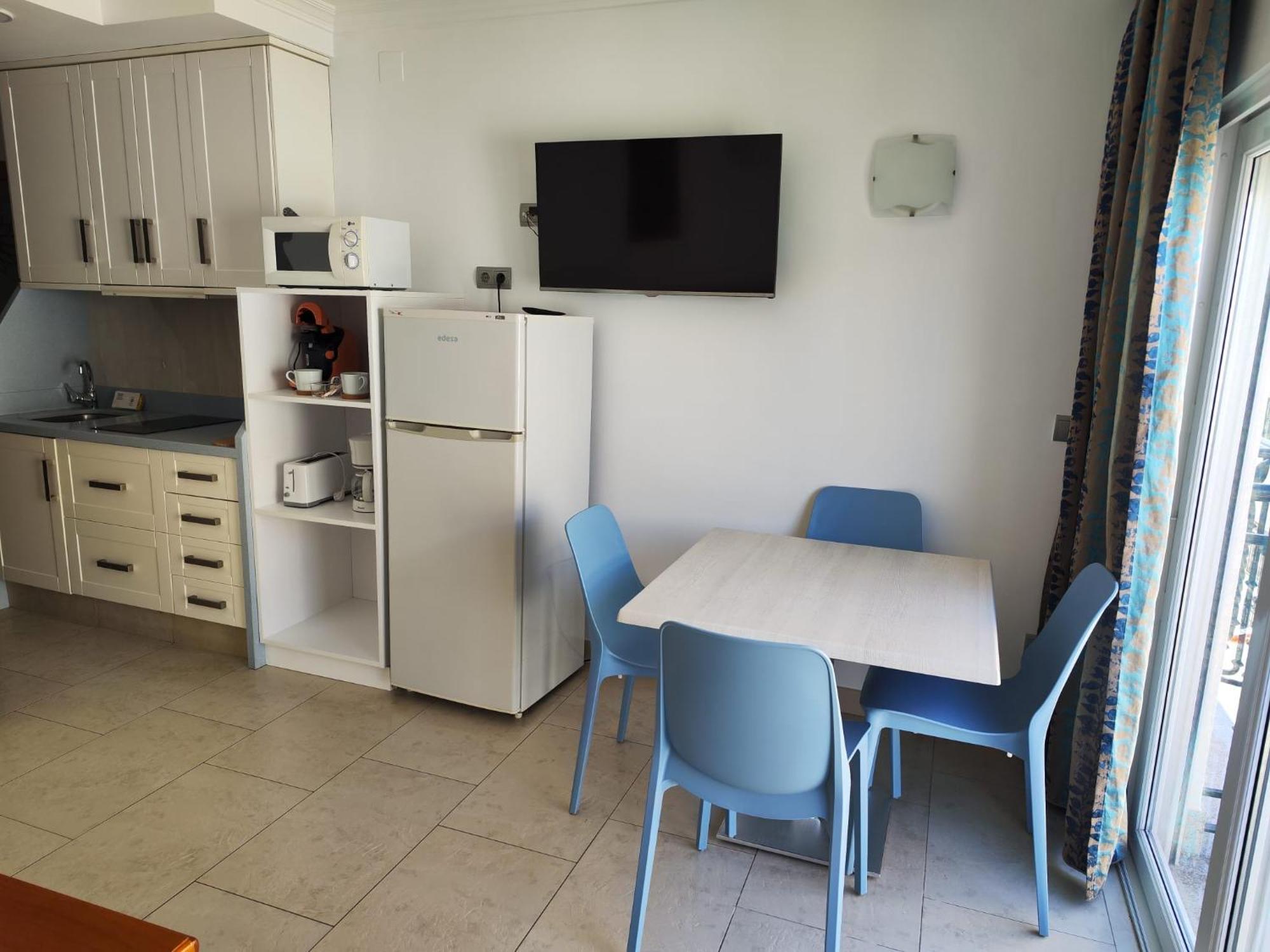 Apartamentos Caracas Торремолінос Екстер'єр фото